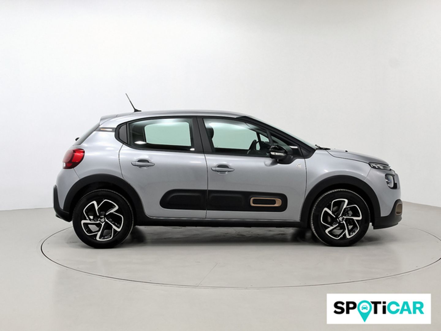 Citroen C3 PureTech 82 C-Series 61 kW (83 CV)