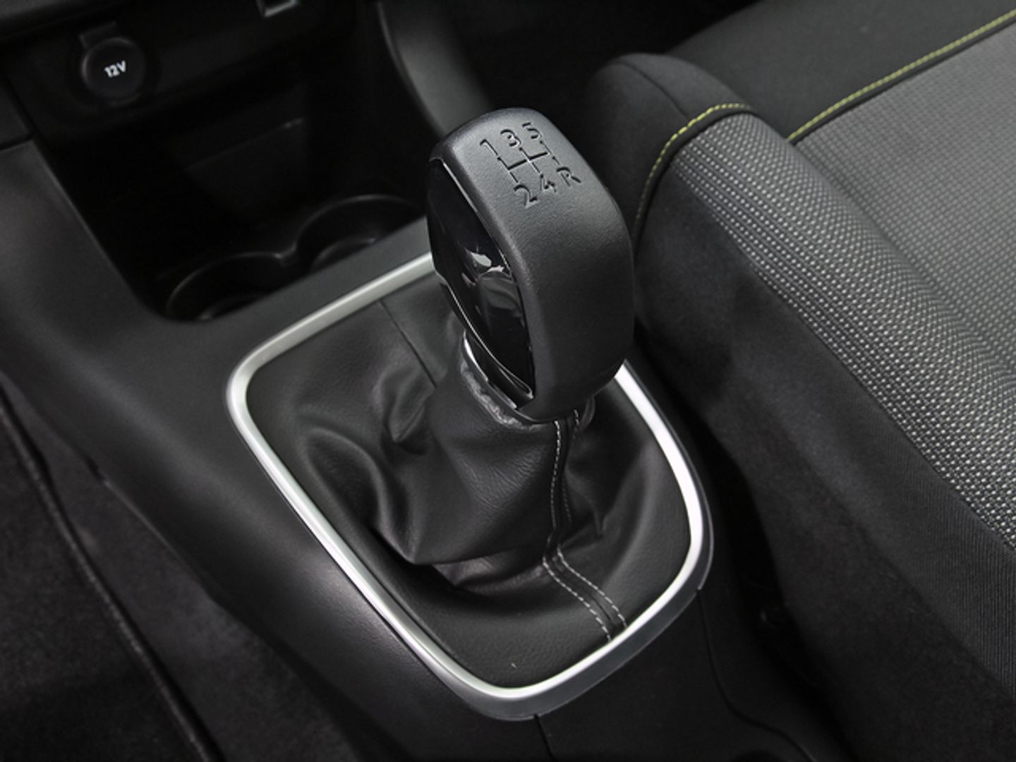 Citroen C3 PureTech 82 C-Series 61 kW (83 CV)