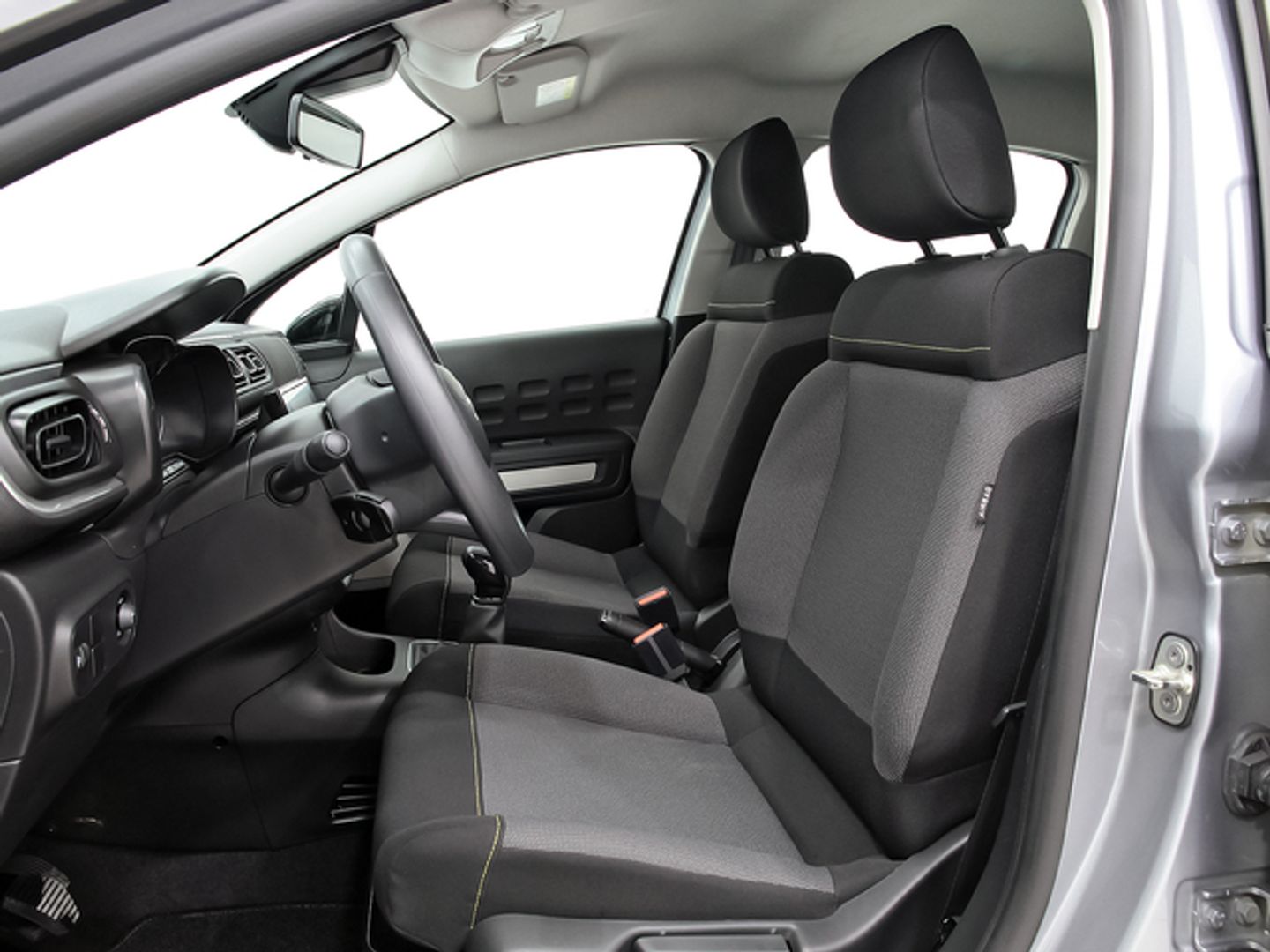Citroen C3 PureTech 82 C-Series 61 kW (83 CV)
