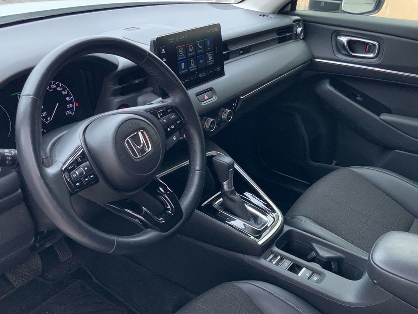 Honda HR-V 1.5 i-MMD