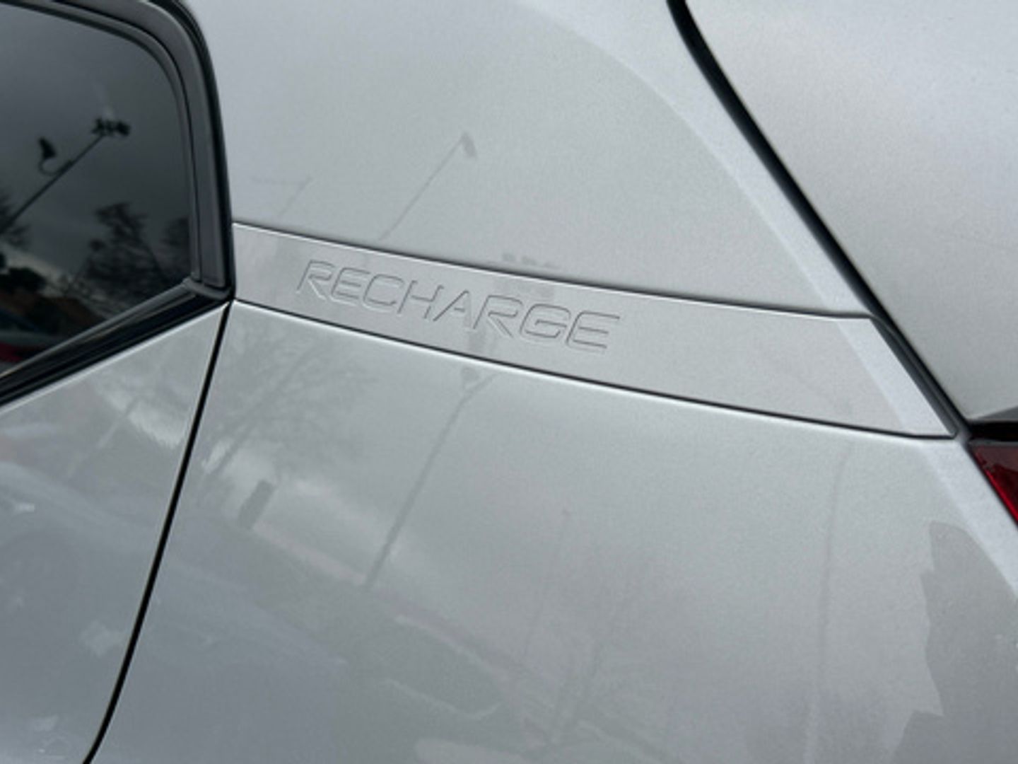 Volvo XC40 Recharge Single Extended Core Auto 185 kW (252 CV)