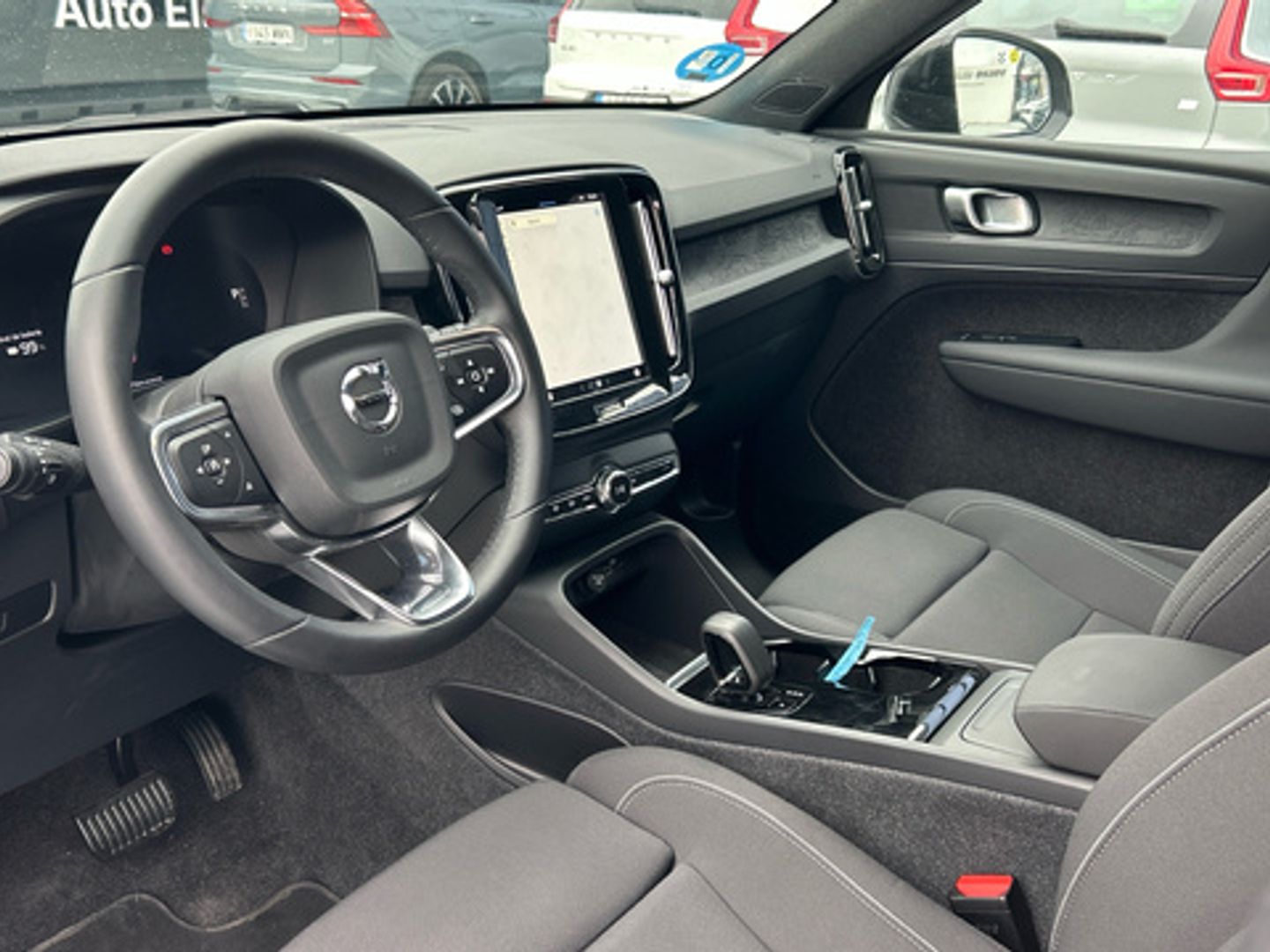Volvo XC40 Recharge Single Extended Core Auto 185 kW (252 CV)