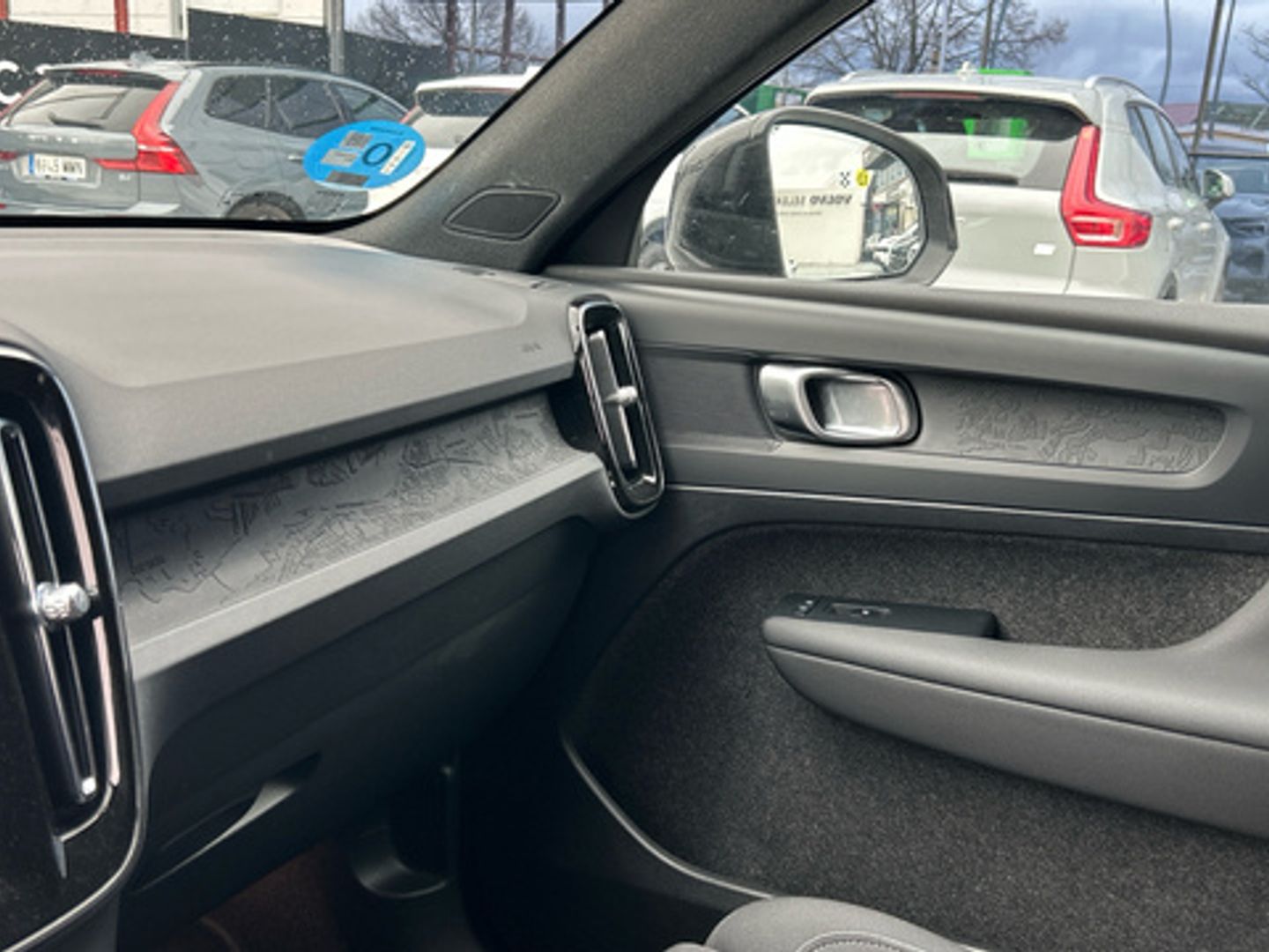 Volvo XC40 Recharge Single Extended Core Auto 185 kW (252 CV)