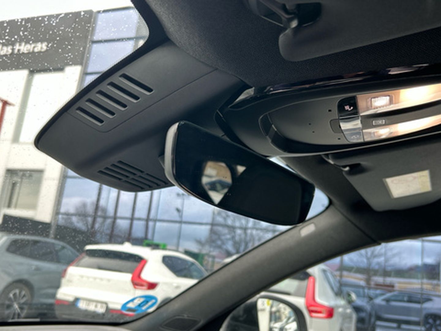 Volvo XC40 Recharge Single Extended Core Auto 185 kW (252 CV)