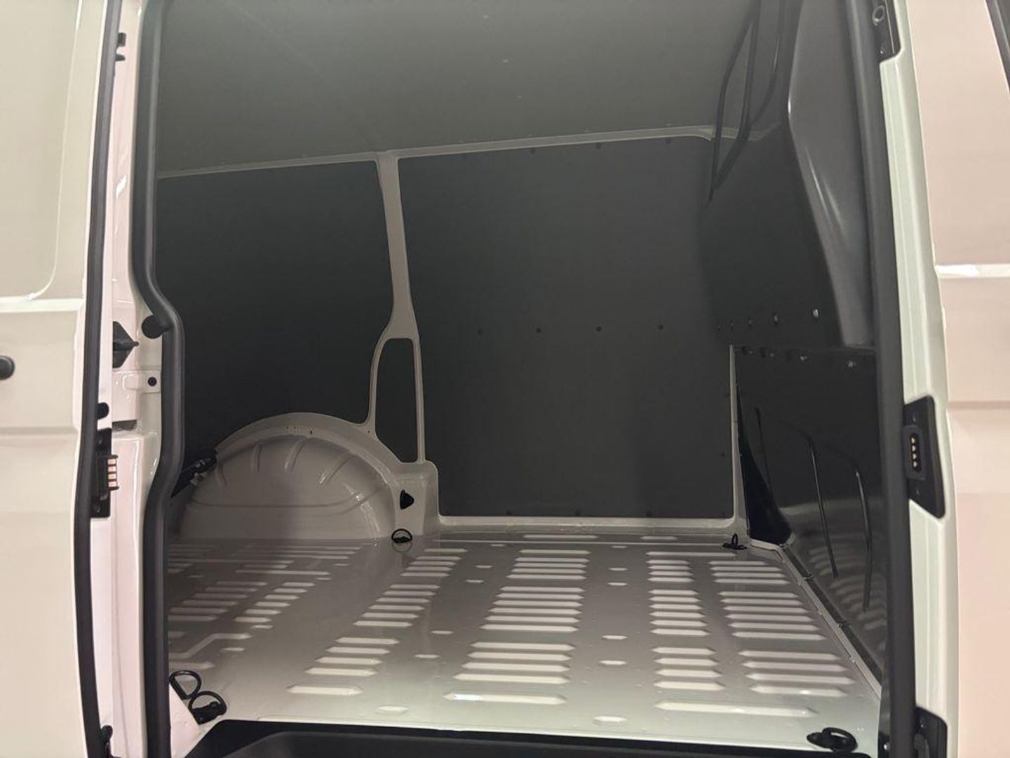 Volkswagen Transporter Furgon Batalla Corta TN 2.0 TDI 81 kW (110 CV)