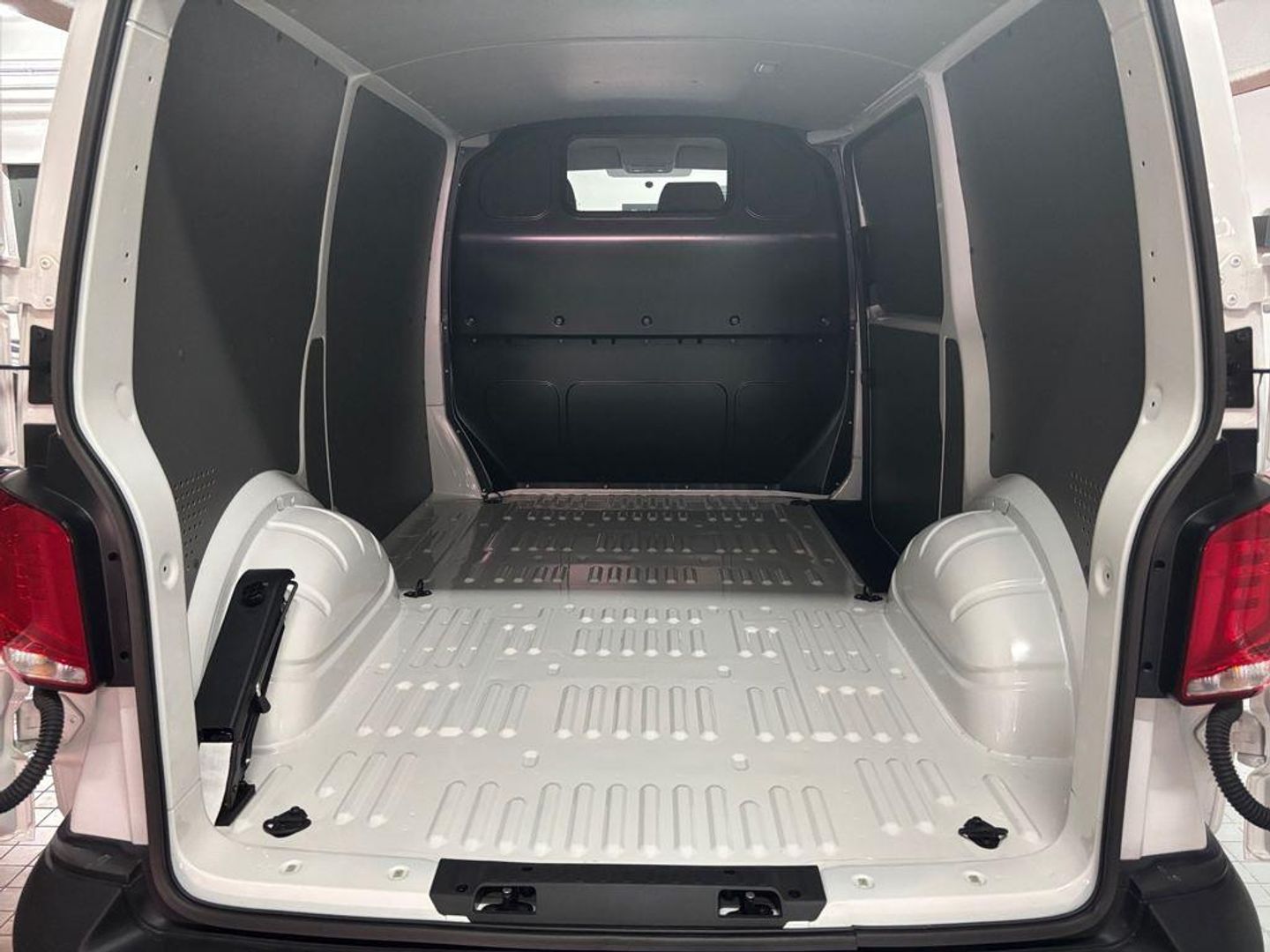 Volkswagen Transporter Furgon Batalla Corta TN 2.0 TDI 81 kW (110 CV)