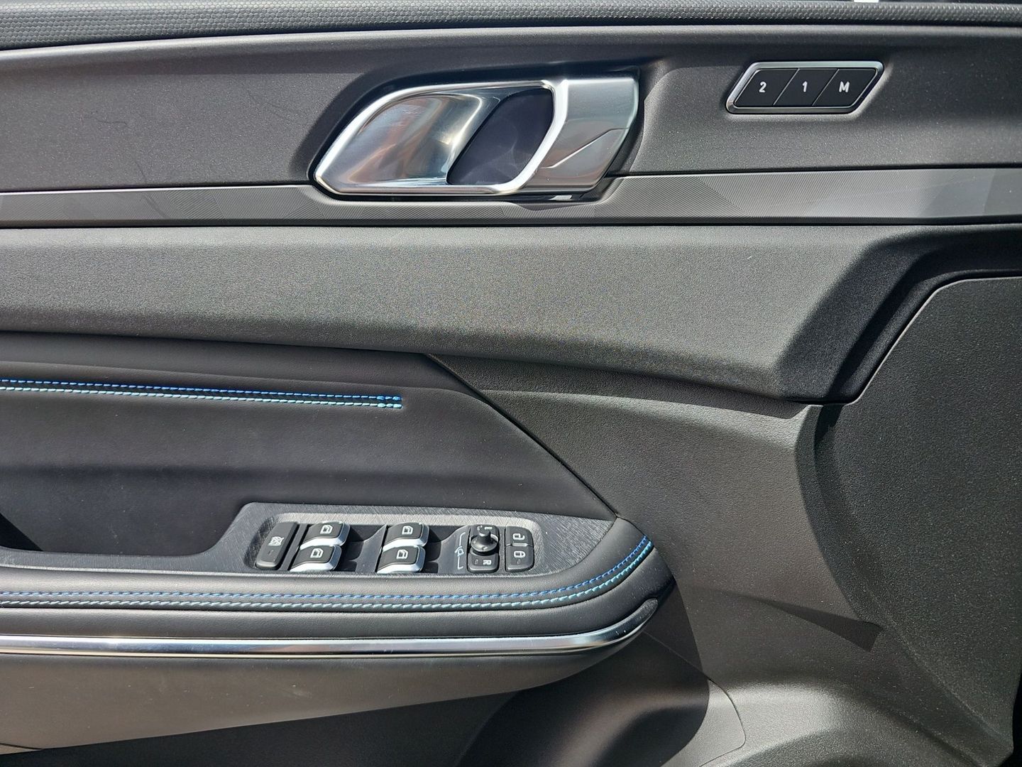 Lynk & Co 01 1.5 PHEV 192 kW (261 CV)