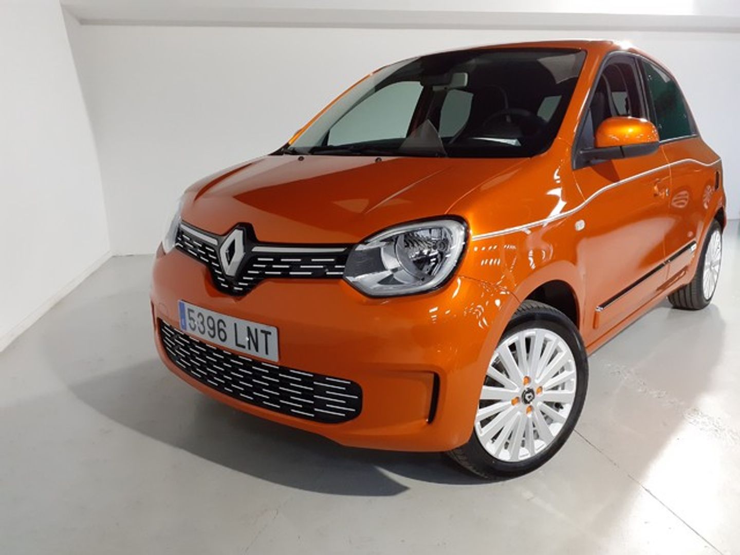 Renault Twingo Vibes R80 batería 20kWh 60 kW (82 CV) Naranja Utilitarian