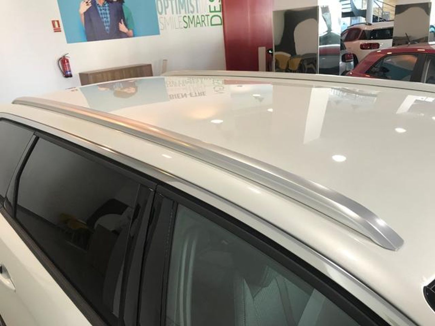 Peugeot 5008 Hybrid 1.2 Allure Pack eDCS6 100 kW (136 CV)