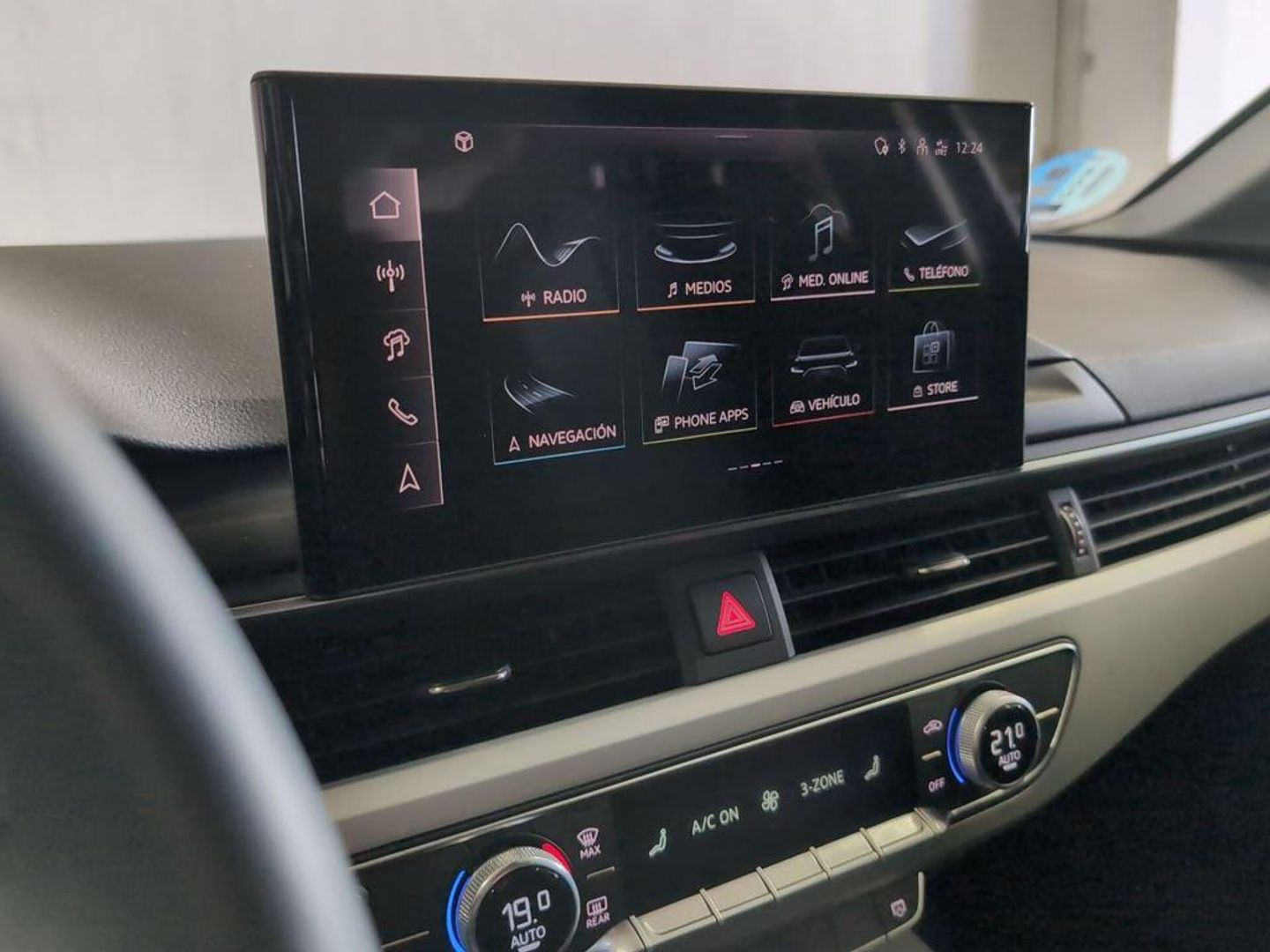 Audi A4 Advanced 30 TDI 100 kW (136 CV) S tronic