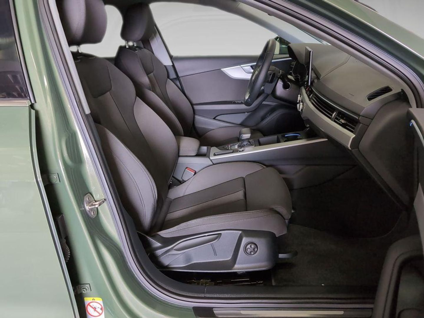 Audi A4 Advanced 30 TDI 100 kW (136 CV) S tronic