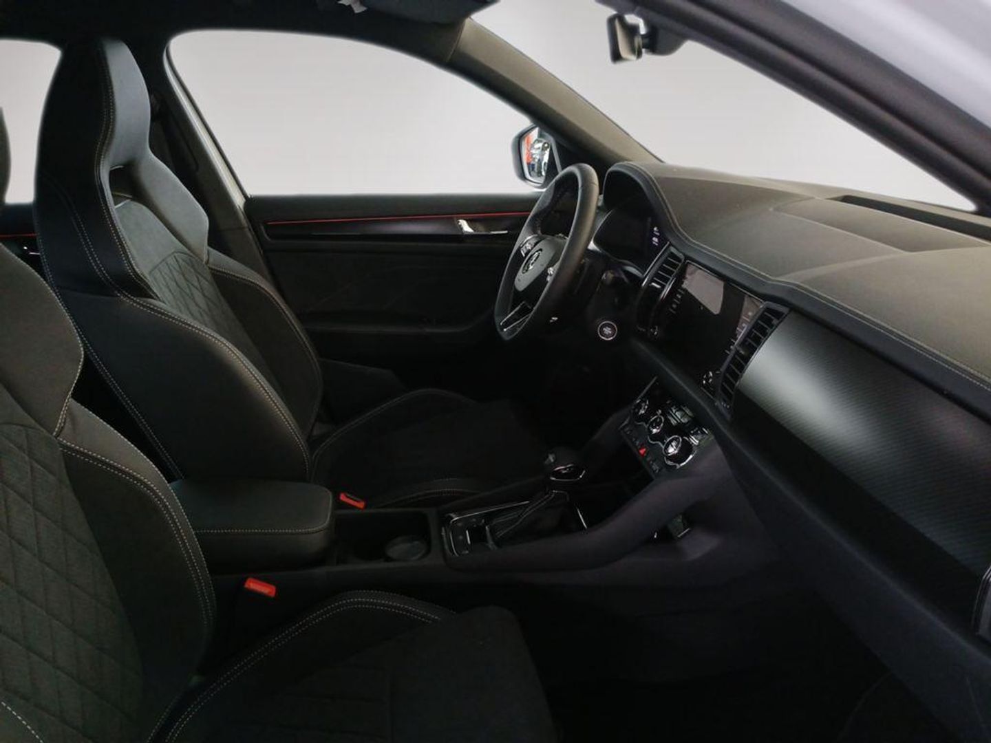 Skoda Kodiaq 1.5 TSI Sportline 4x2 DSG 110 kW (150 CV)