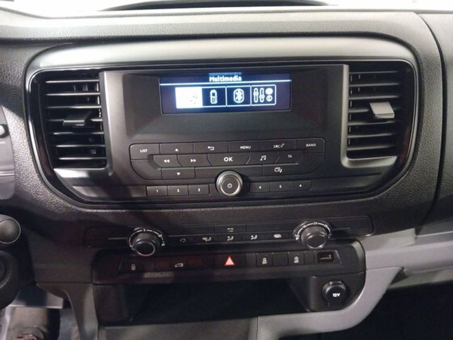 Peugeot Expert Furgon BlueHDi 120 S&S Pro Standard 88 kW (120 CV)