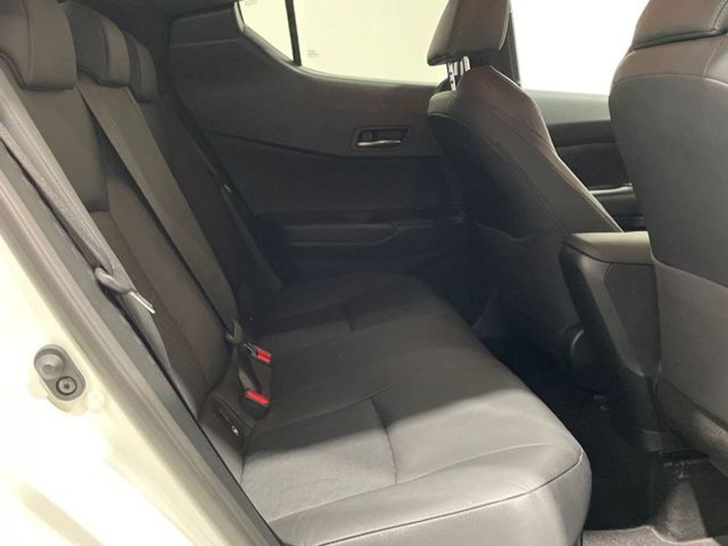 Toyota C-HR 180H Advance 135 kW (184 CV)