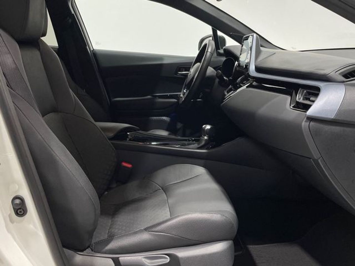Toyota C-HR 180H Advance 135 kW (184 CV)