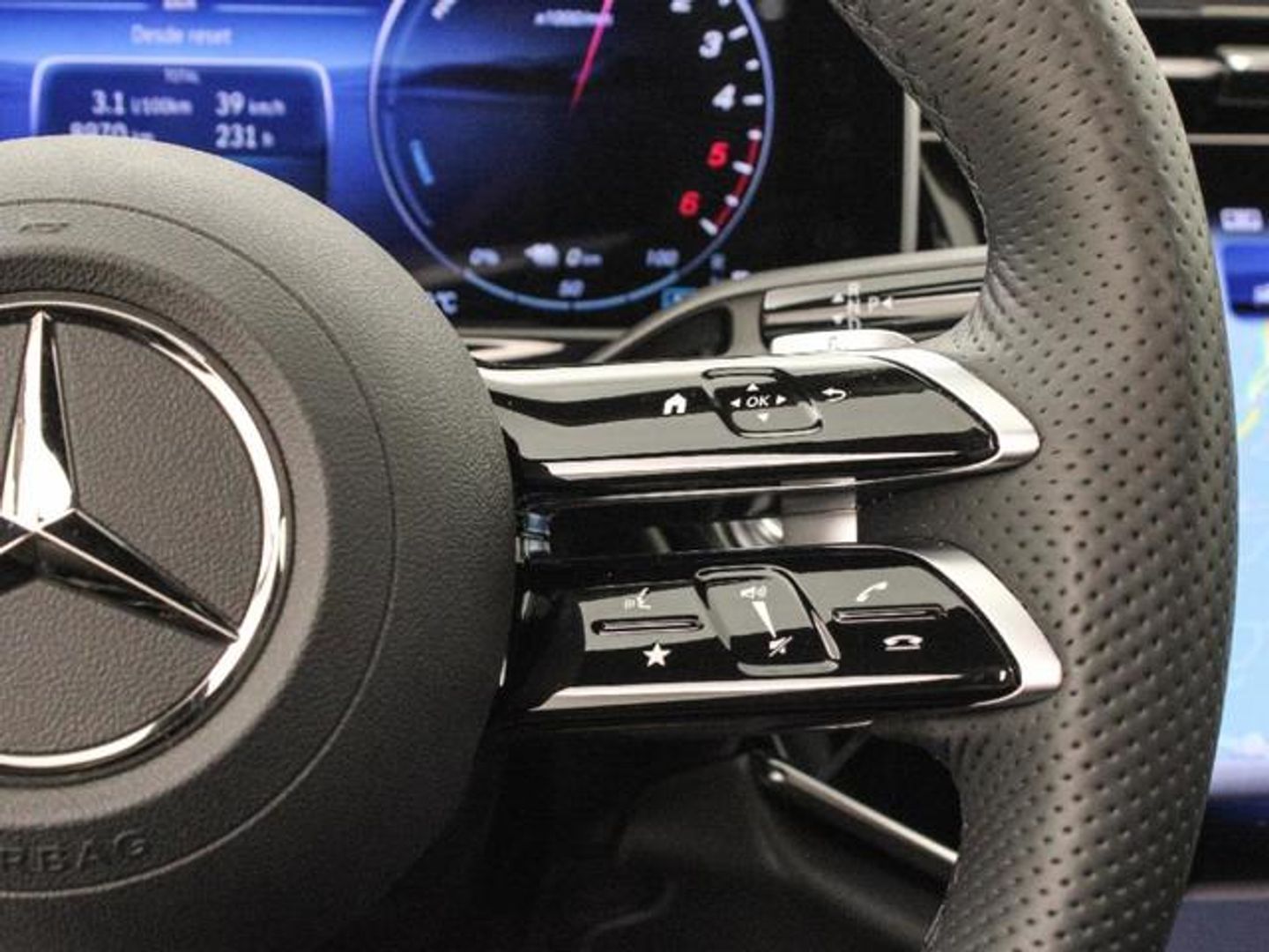 Mercedes-Benz Clase E 300 e 230 kW (313 CV)