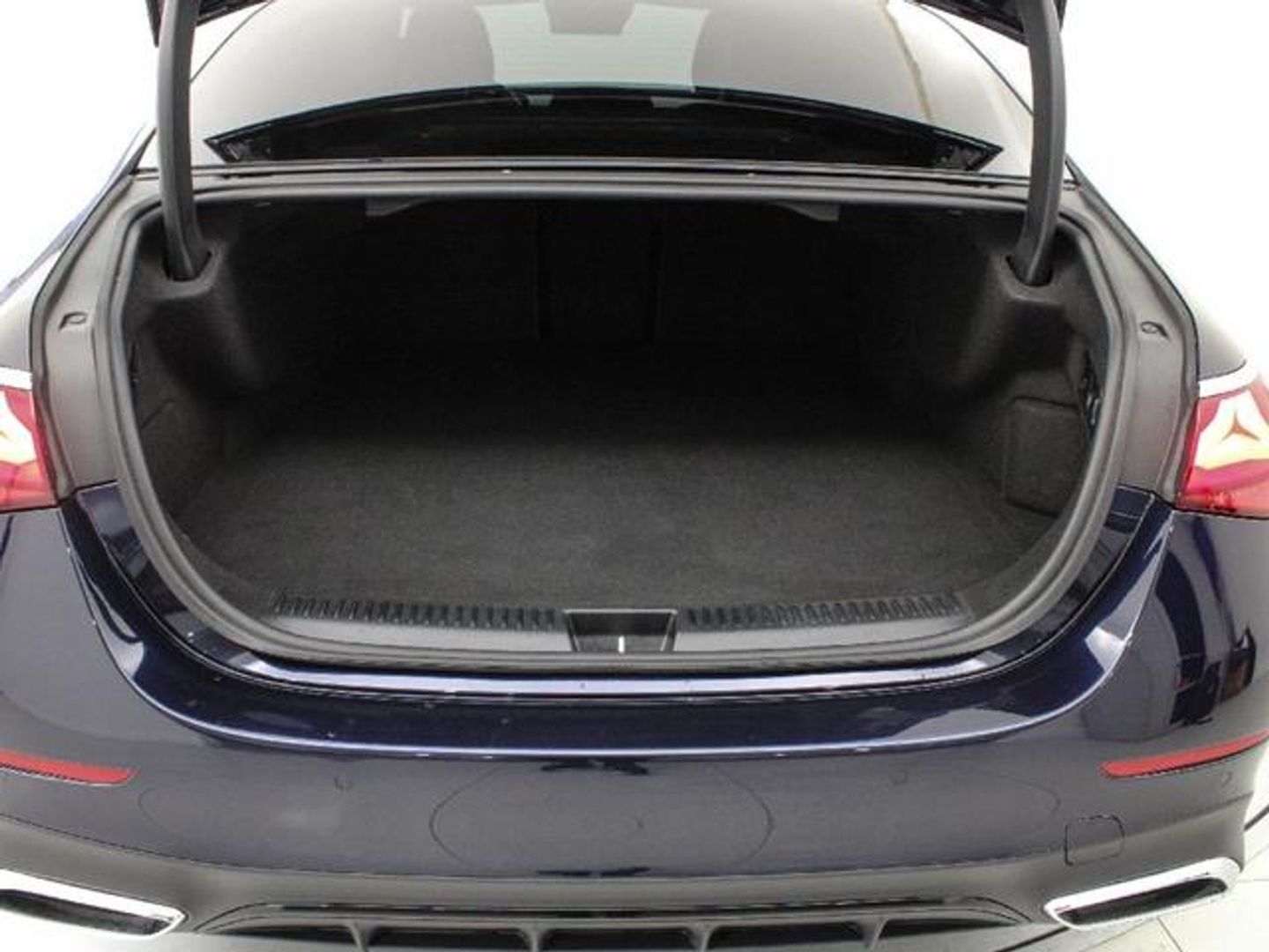Mercedes-Benz Clase E 300 e 230 kW (313 CV)