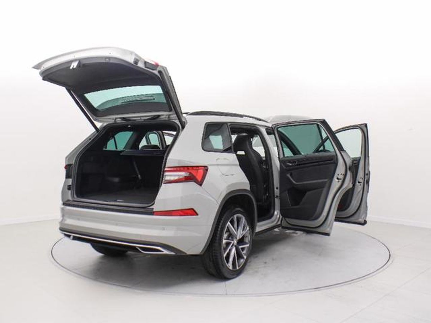 Skoda Kodiaq 1.5 TSI Sportline 4x2 DSG 110 kW (150 CV)