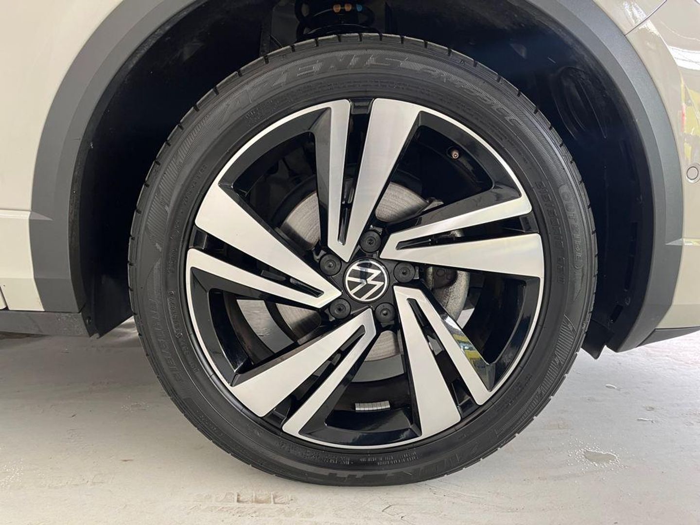 Volkswagen T-Roc R-Line 1.5 TSI 110 kW (150 CV)