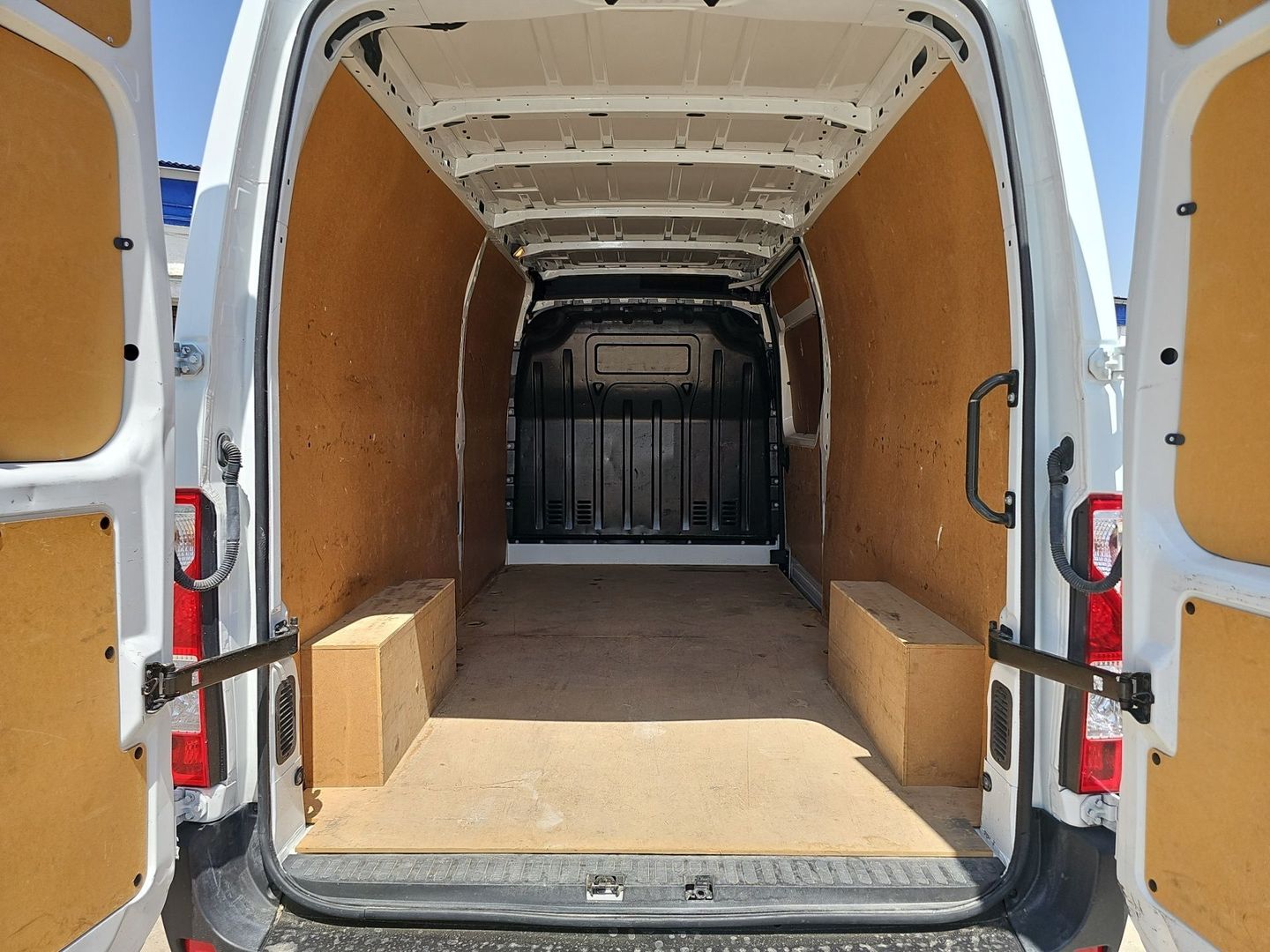 Renault Master Furgon L3H2 3500 Energy Blue dCi 110 kW (150 CV)