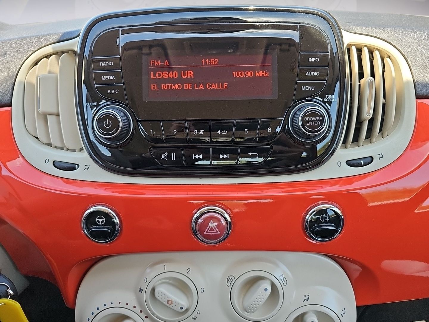 Fiat 500 1.0 Hybrid Cult 51 kW (70 CV)