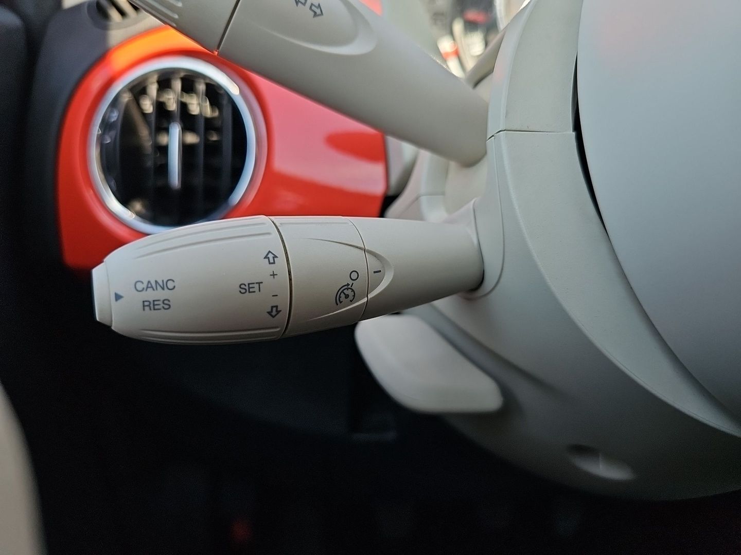 Fiat 500 1.0 Hybrid Cult 51 kW (70 CV)