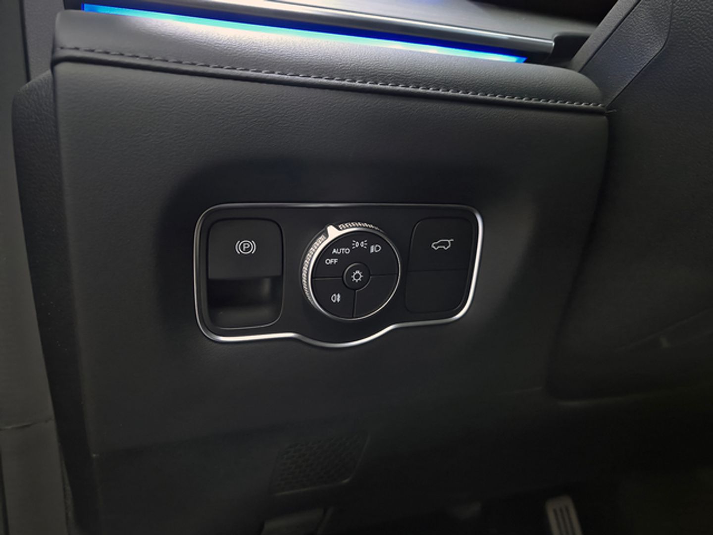 Ebro S800 1.6 TGDI Luxury DCT 108 kW (147 CV)