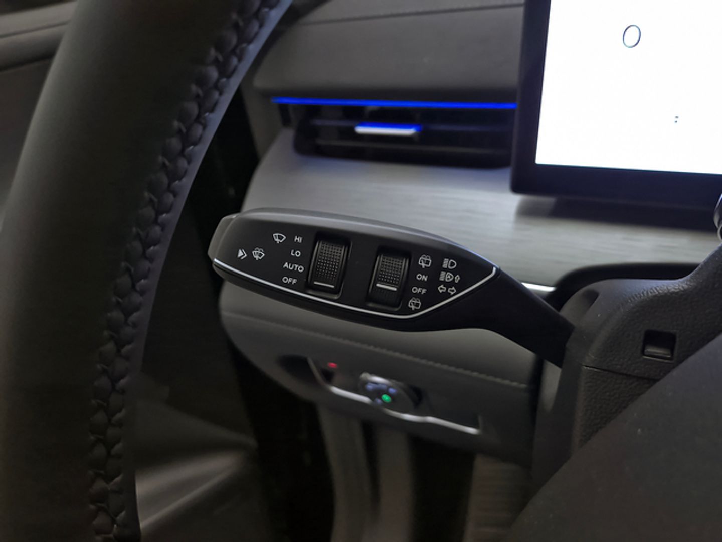 Ebro S800 1.6 TGDI Luxury DCT 108 kW (147 CV)