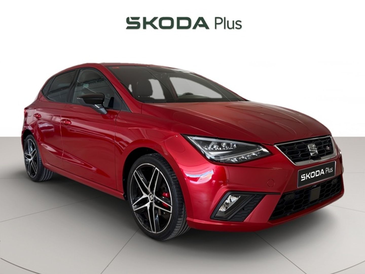 SEAT Ibiza 1.0 TSI FR Go2 81 kW (110 CV) Rojo Sedan