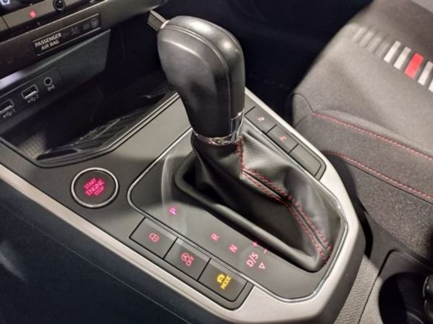 SEAT Arona 1.0 TSI Ecomotive FR Edition DSG 85 kW (115 CV)