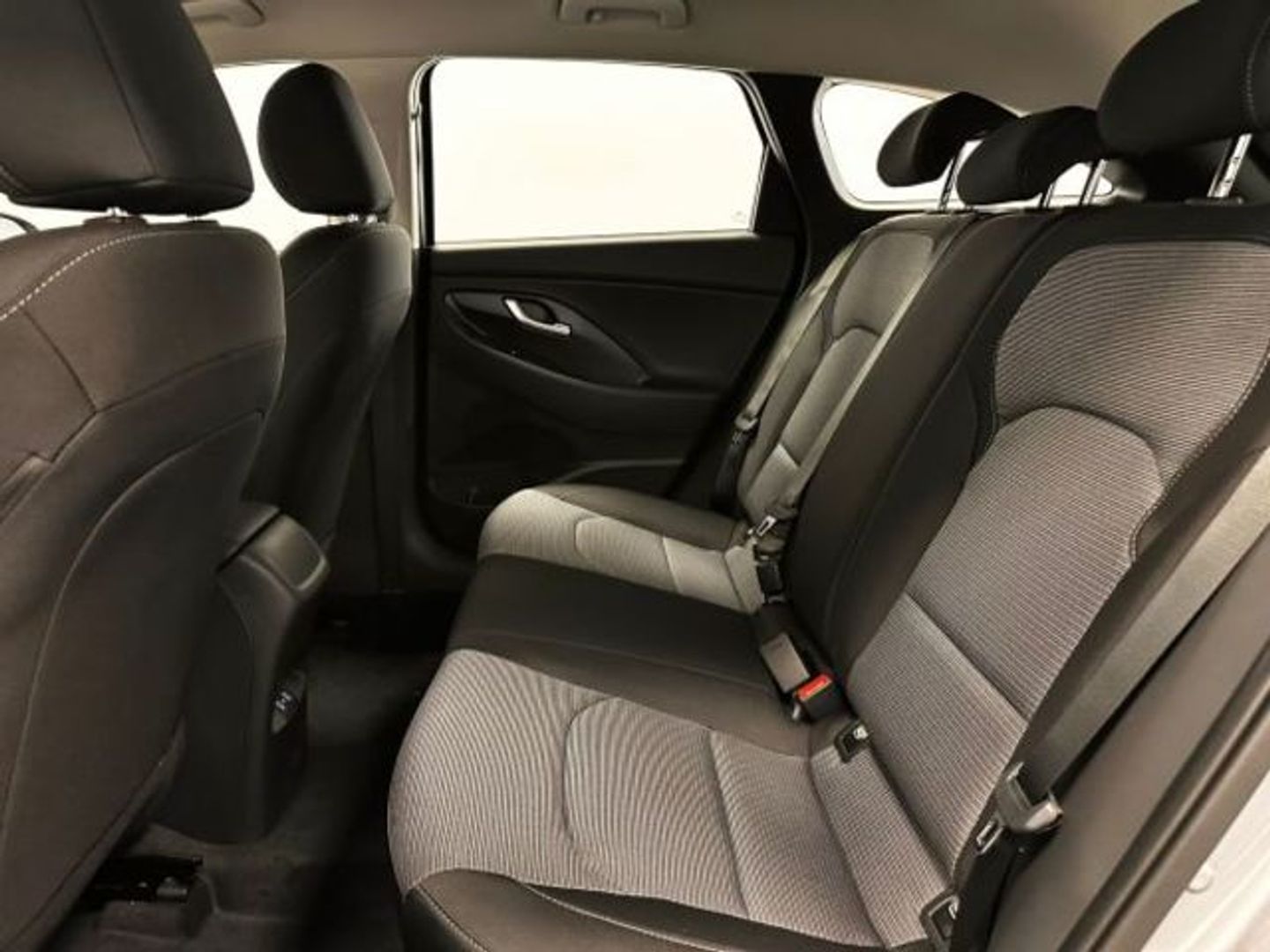 Hyundai i30 1.0 TGDI 48V Klass 74 kW (100 CV)