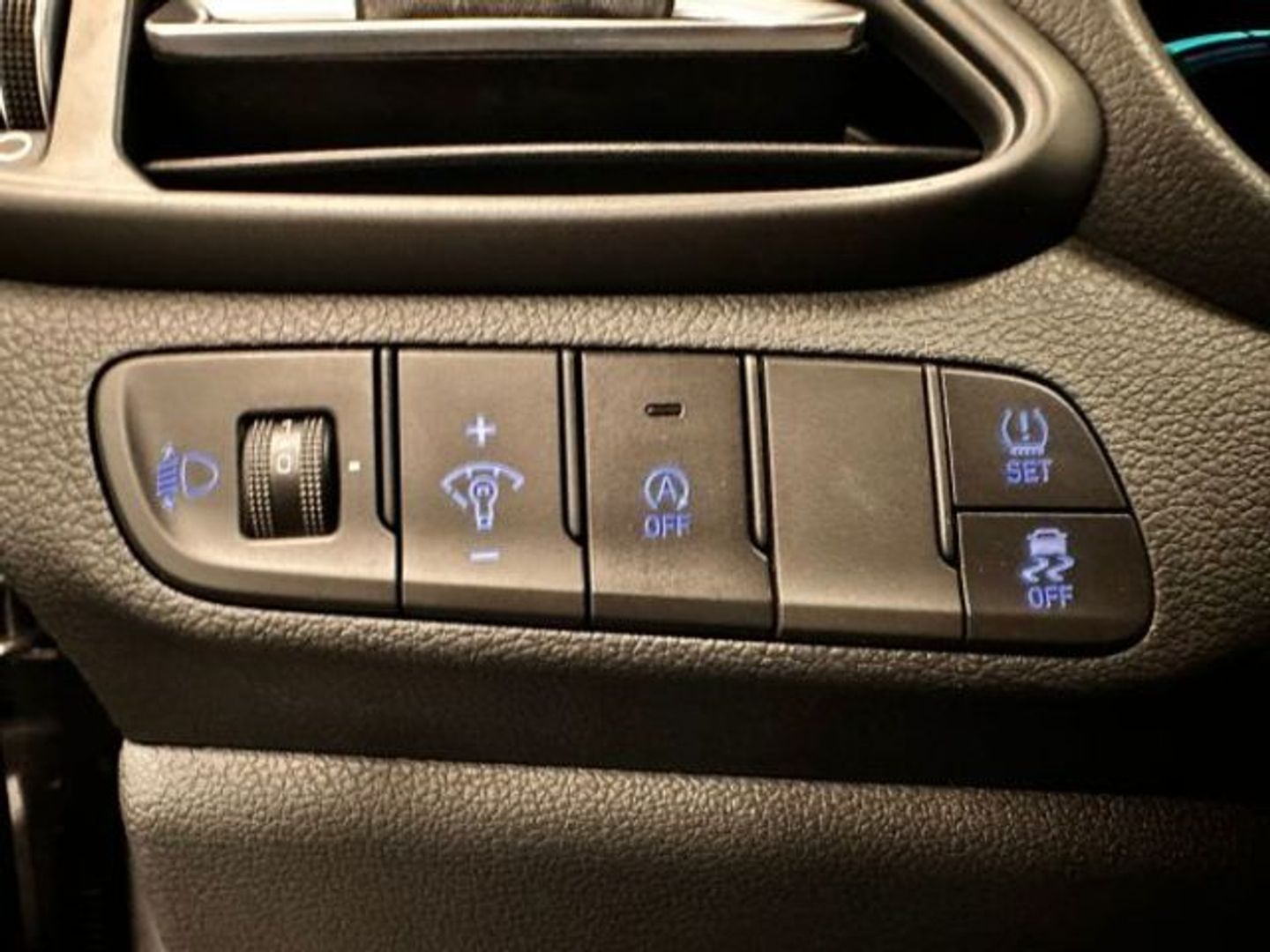 Hyundai i30 1.0 TGDI 48V Klass 74 kW (100 CV)