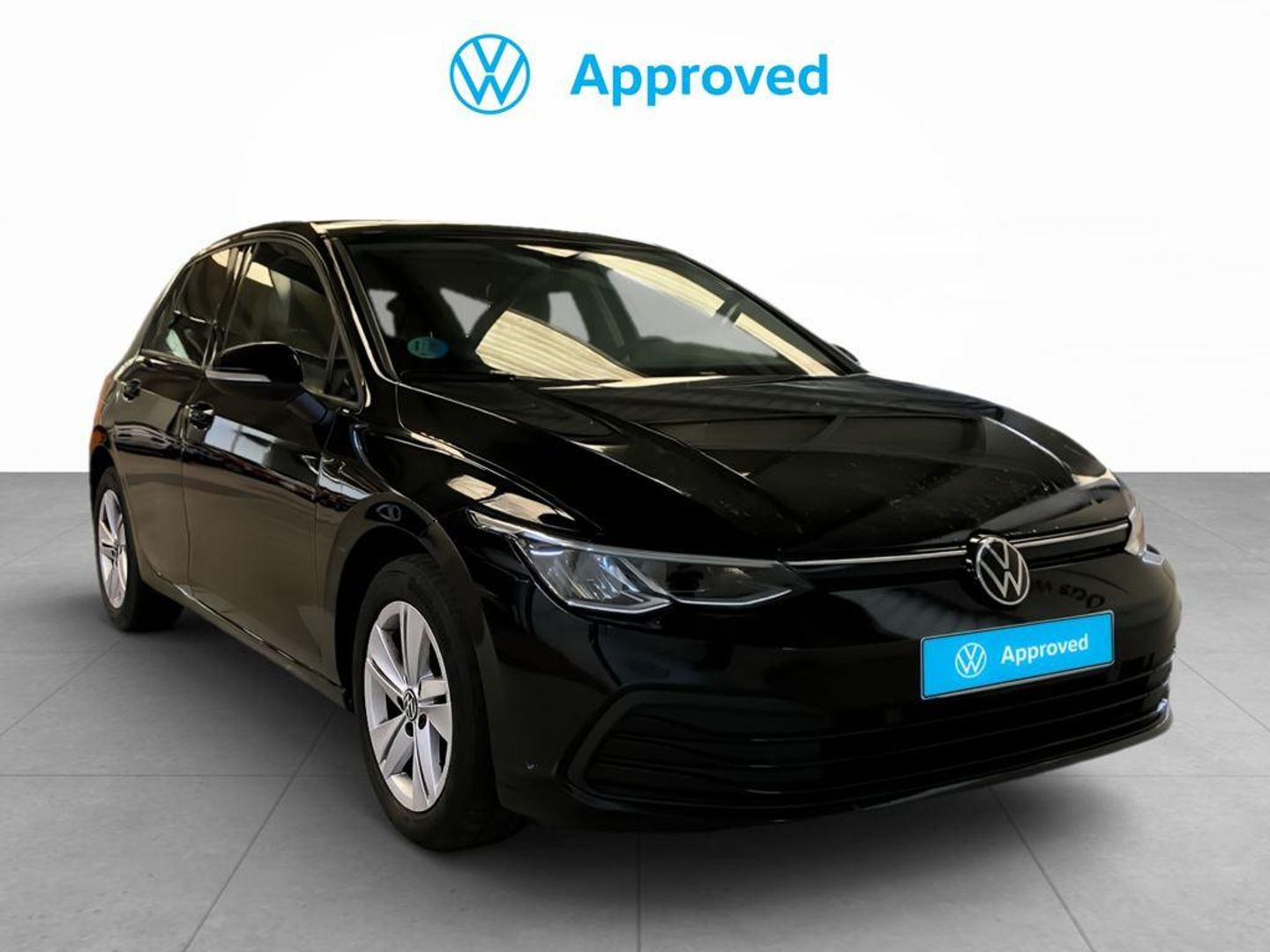 Volkswagen Golf Life 1.0 eTSI 81 kW (110 CV) DSG Negro Compact