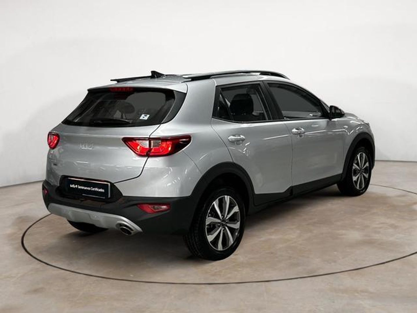 Kia Stonic 1.0 T-GDi MHEV MT Concept 74 kW (100 CV)