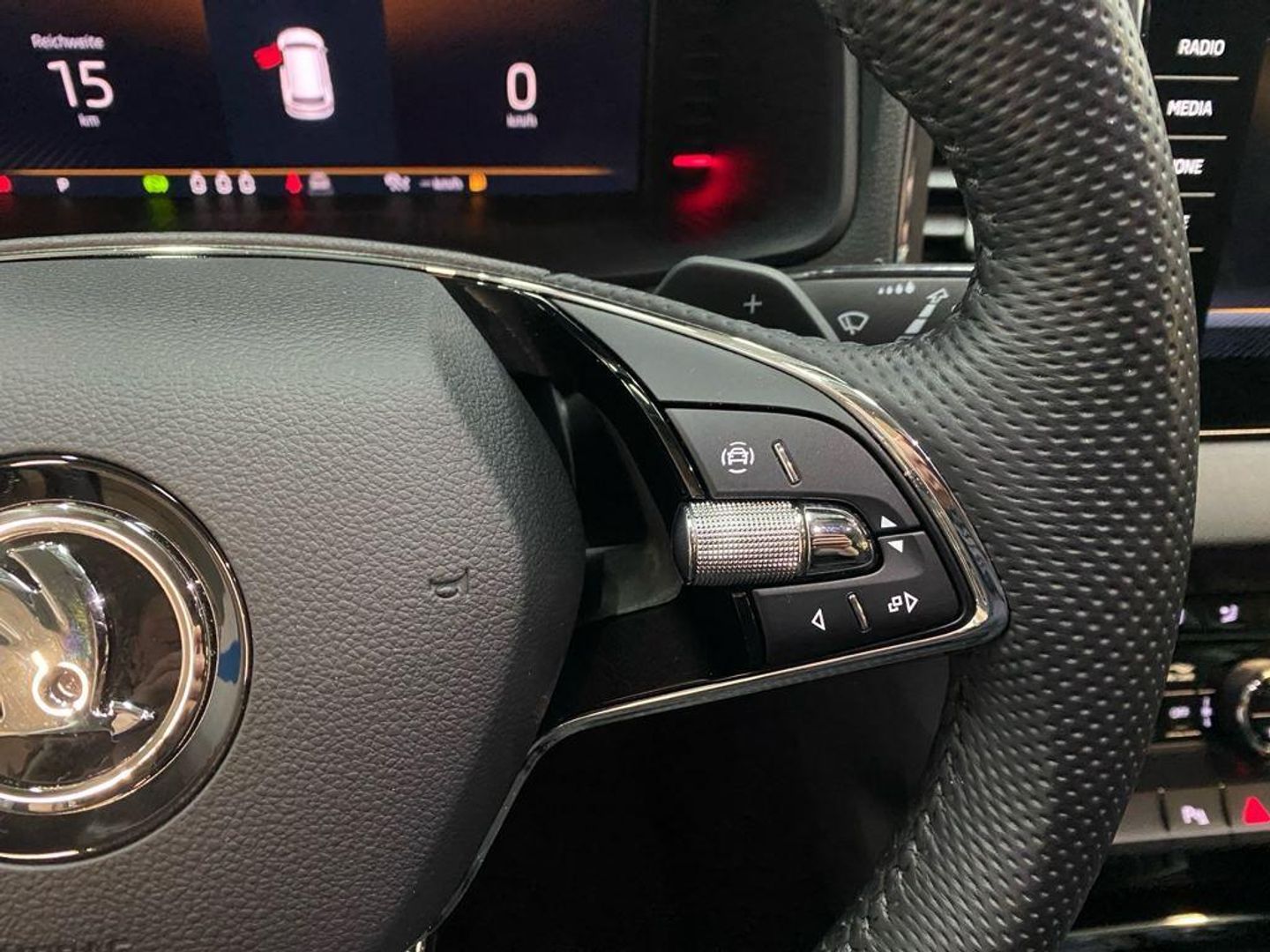 Skoda Karoq 1.5 TSI ACT Design DSG 110 kW (150 CV)