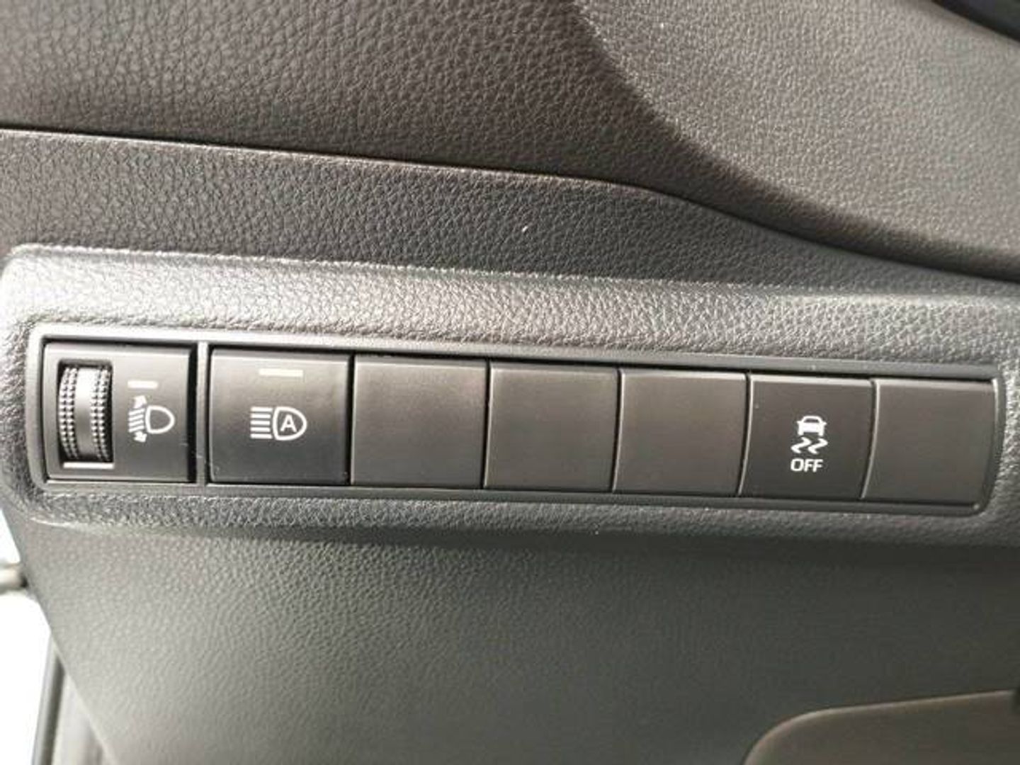 Toyota Corolla 1.8 125 Híbrido Active Tech E-CVT 90 kW (122 CV)