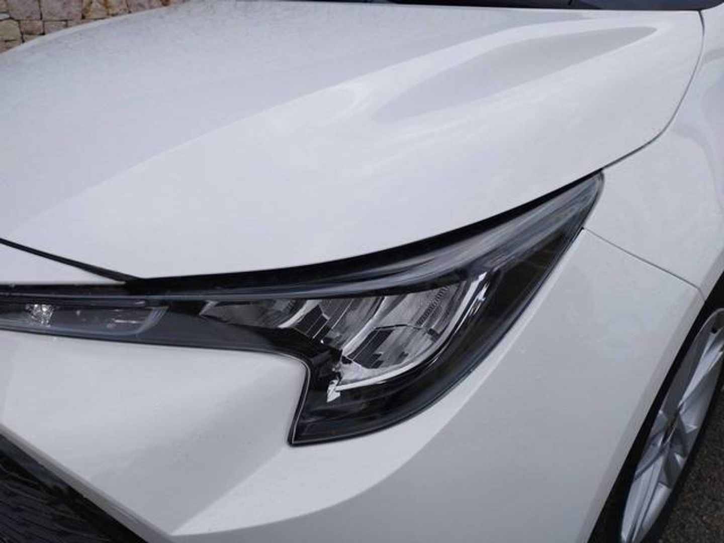 Toyota Corolla 1.8 125 Híbrido Active Tech E-CVT 90 kW (122 CV)