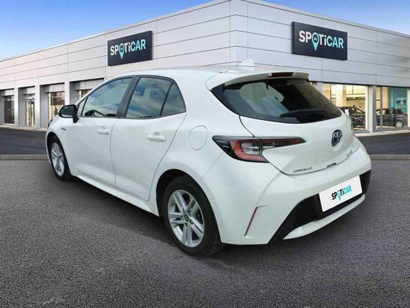 Toyota Corolla 1.8 125 Híbrido Active Tech E-CVT 90 kW (122 CV)