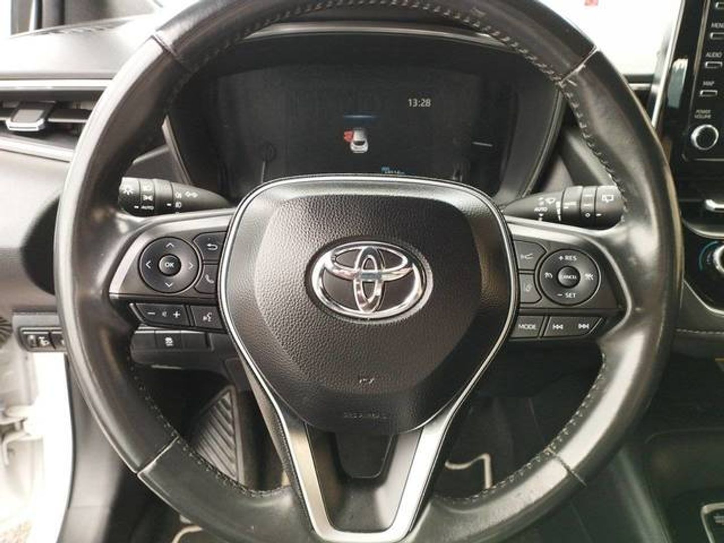 Toyota Corolla 1.8 125 Híbrido Active Tech E-CVT 90 kW (122 CV)