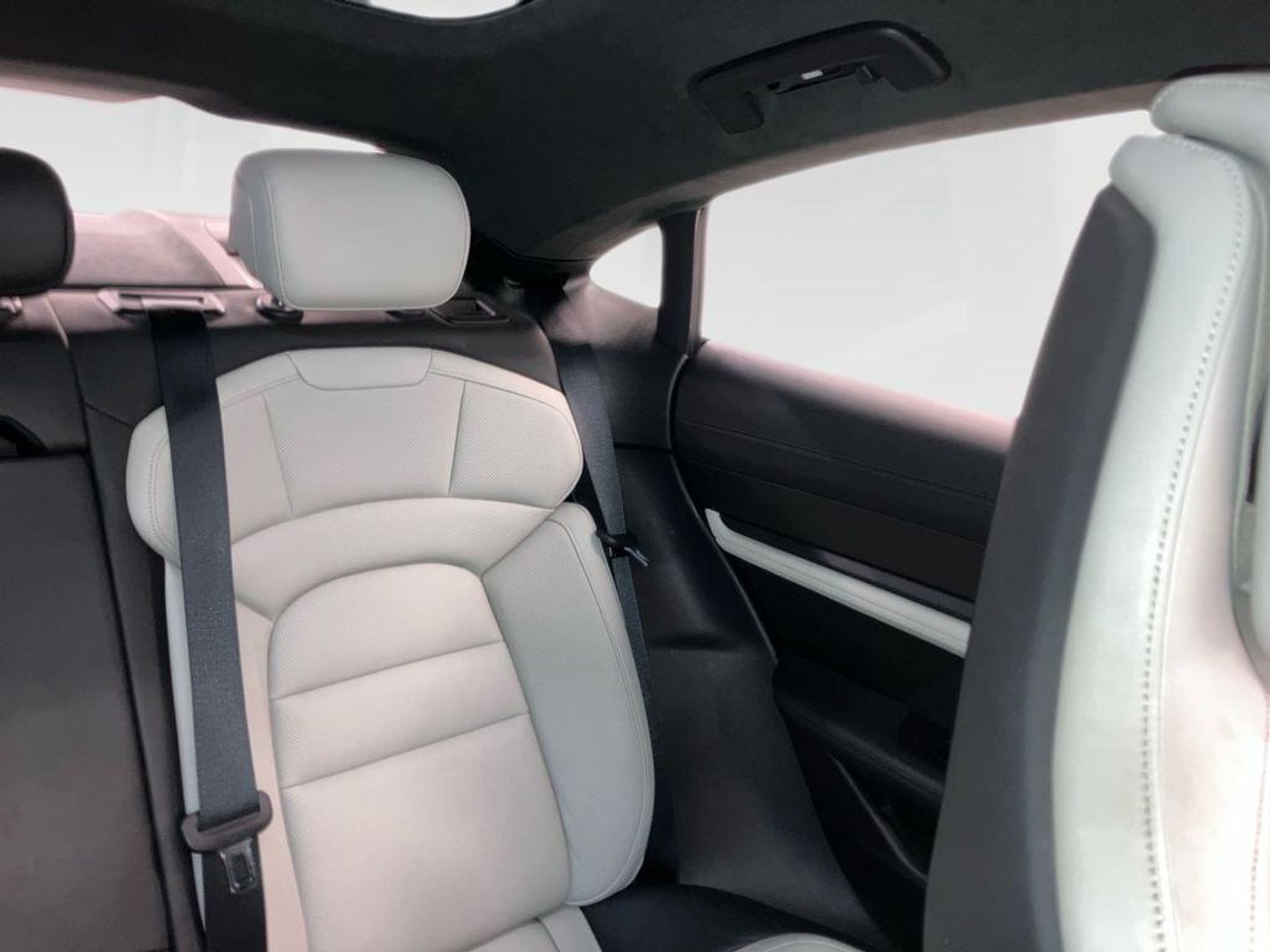 Porsche Taycan 4S 390 kW (530 CV)