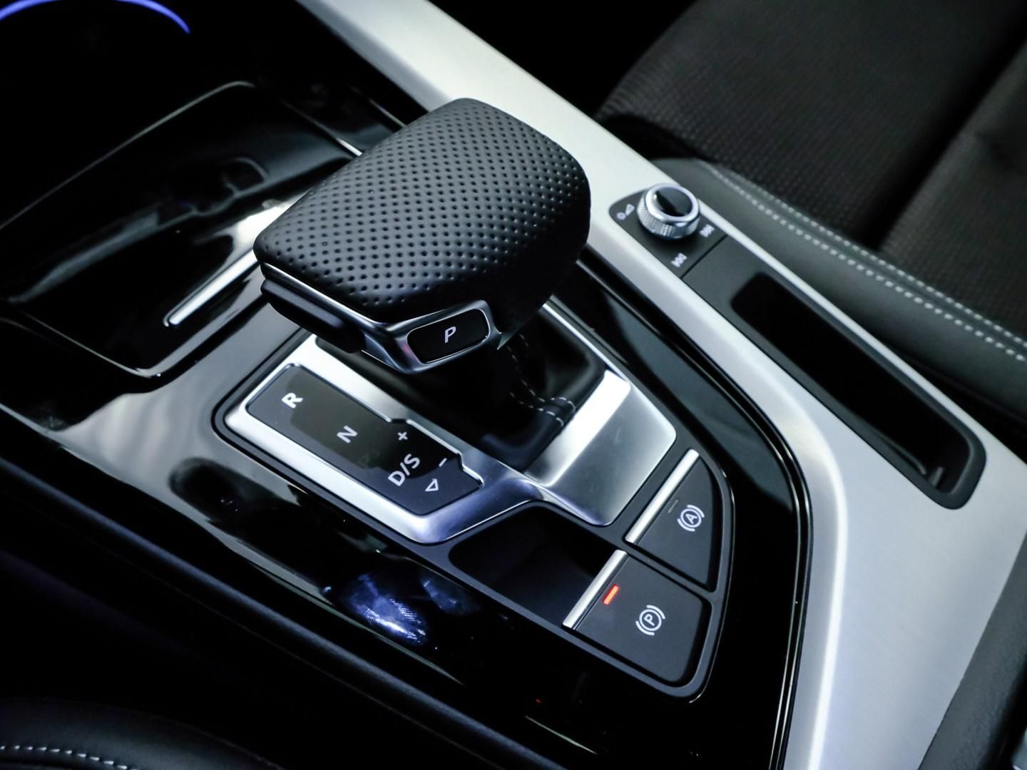 Audi A4 S line 35 TDI 120 kW (163 CV) S tronic
