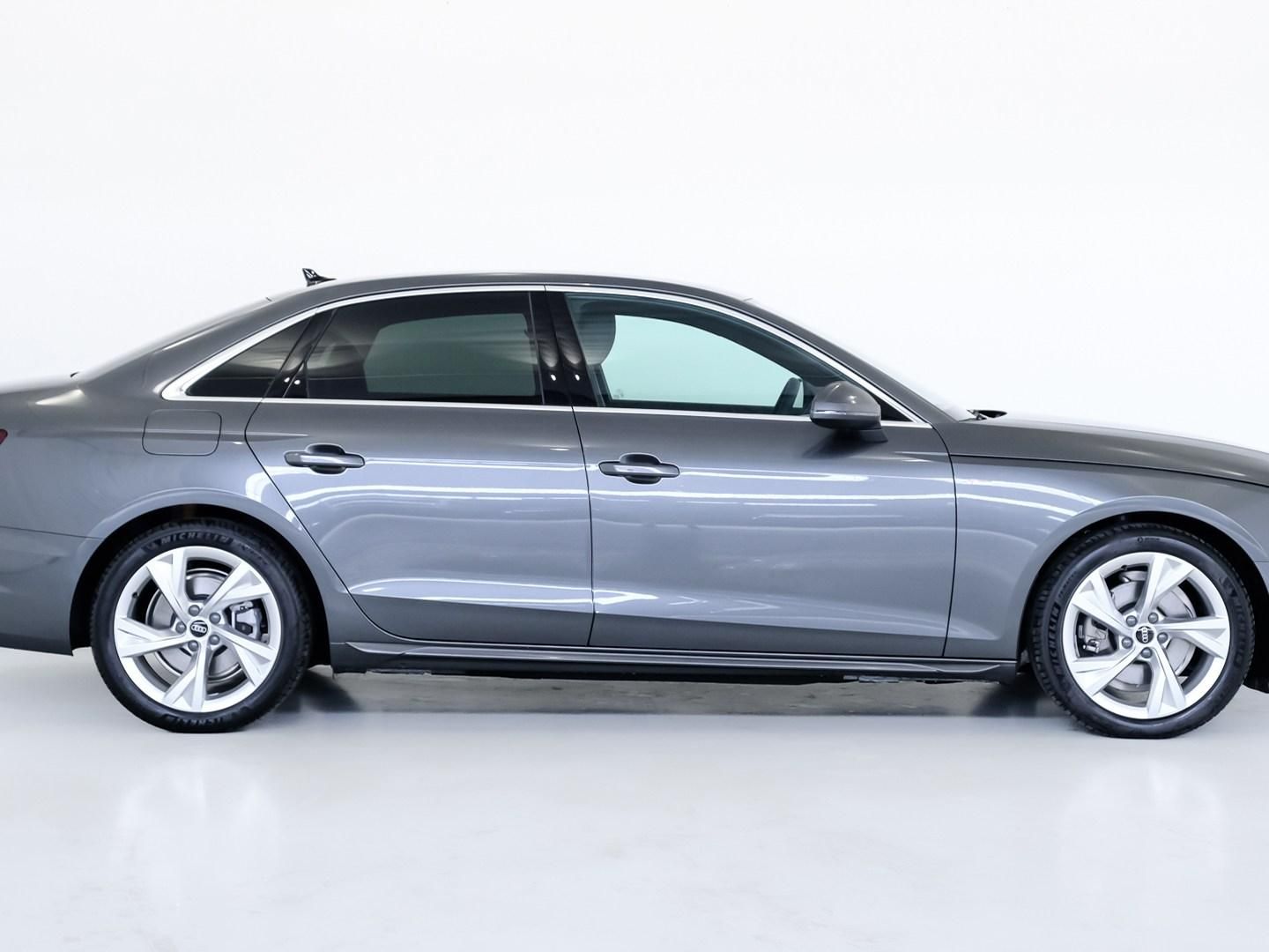 Audi A4 S line 35 TDI 120 kW (163 CV) S tronic