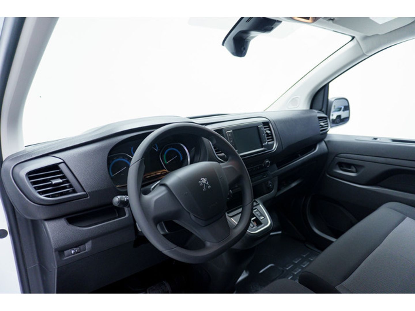 Peugeot e-Expert Furgón Eléctrico Batería 50kWh Long 100 kW (136 CV)