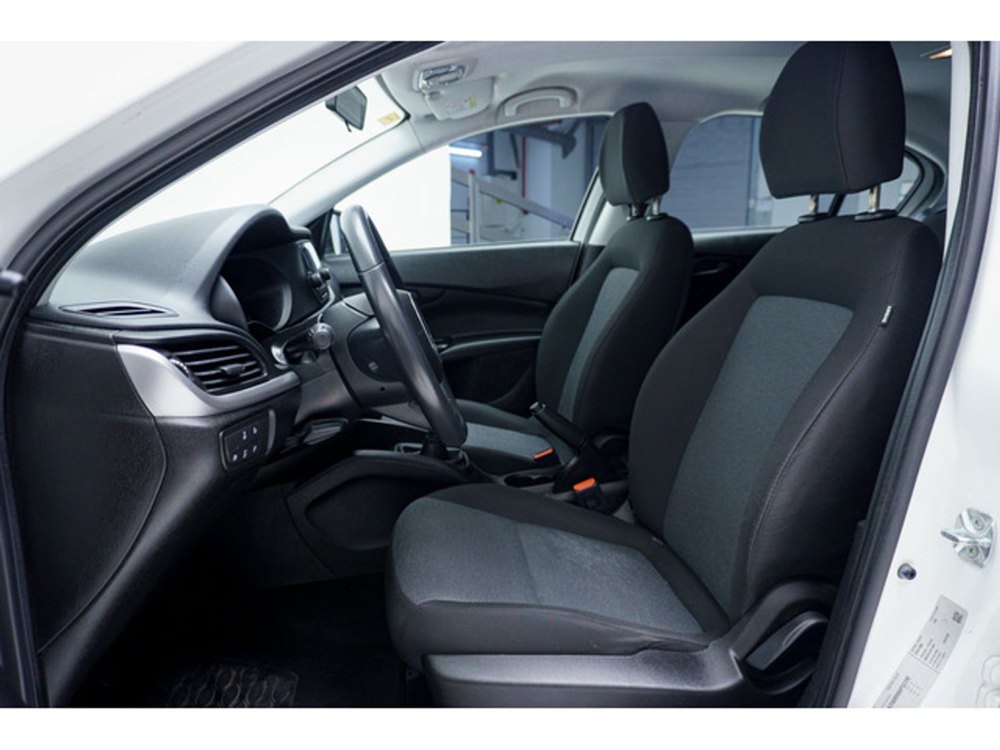 Fiat Tipo Sedan 1.4 Fire Pop 70 kW (95 CV)