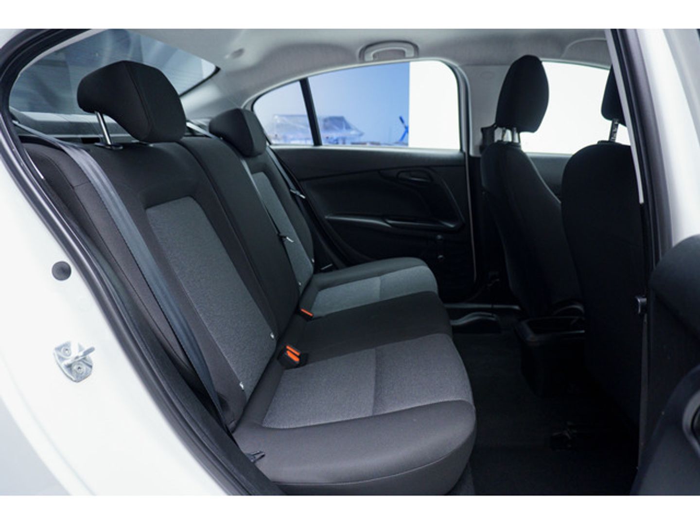 Fiat Tipo Sedan 1.4 Fire Pop 70 kW (95 CV)