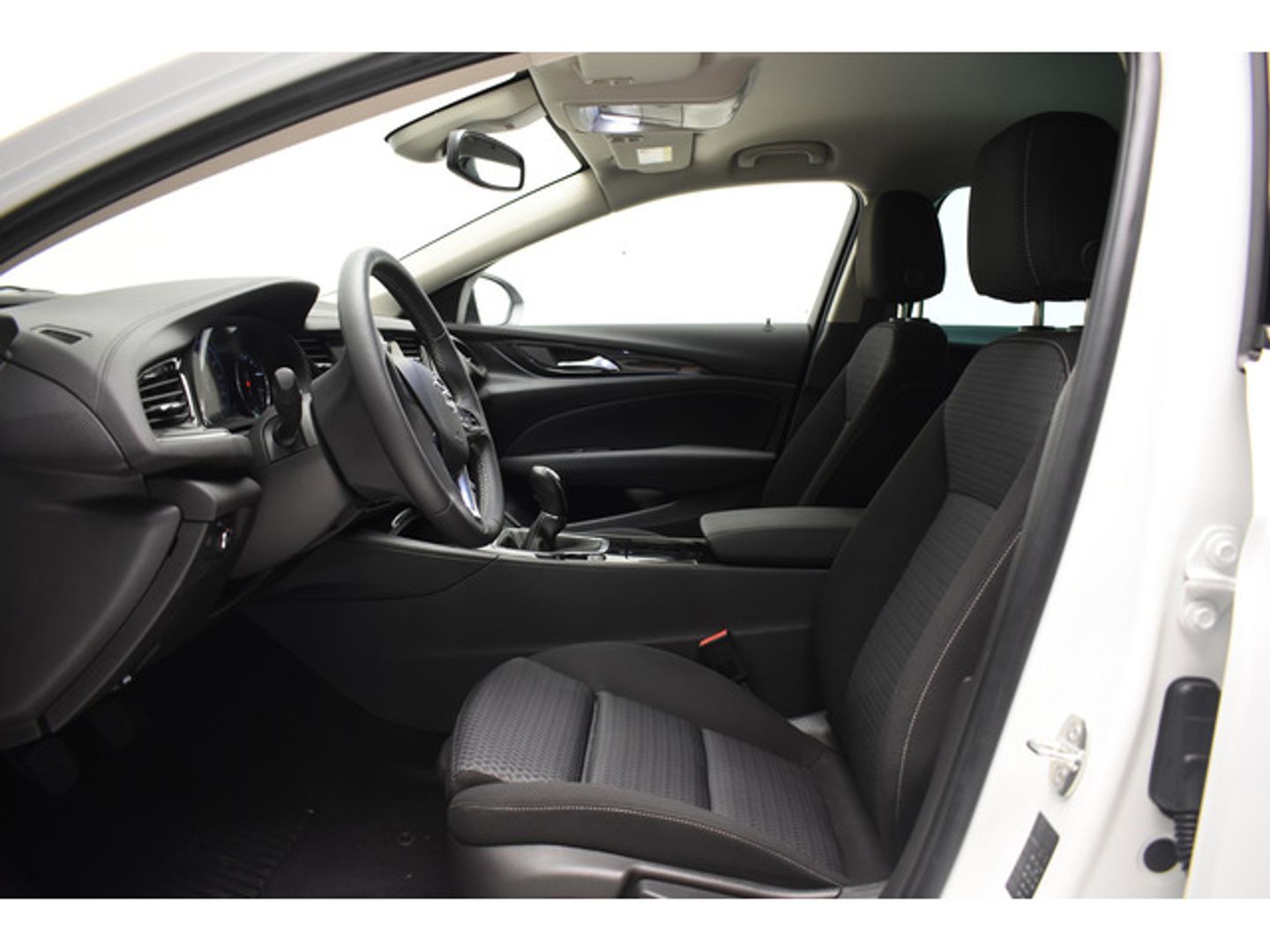 Opel Insignia 1.5D DVH GS Business 90 kW (122 CV)