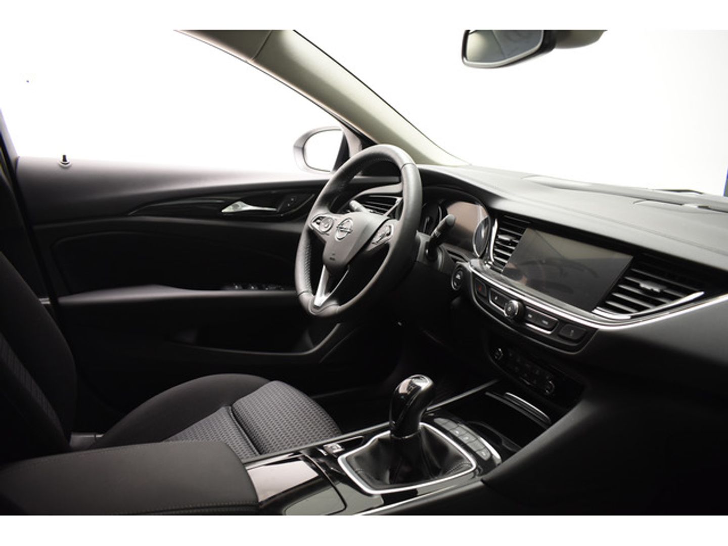Opel Insignia 1.5D DVH GS Business 90 kW (122 CV)