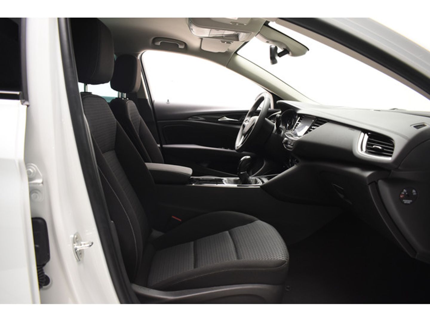 Opel Insignia 1.5D DVH GS Business 90 kW (122 CV)