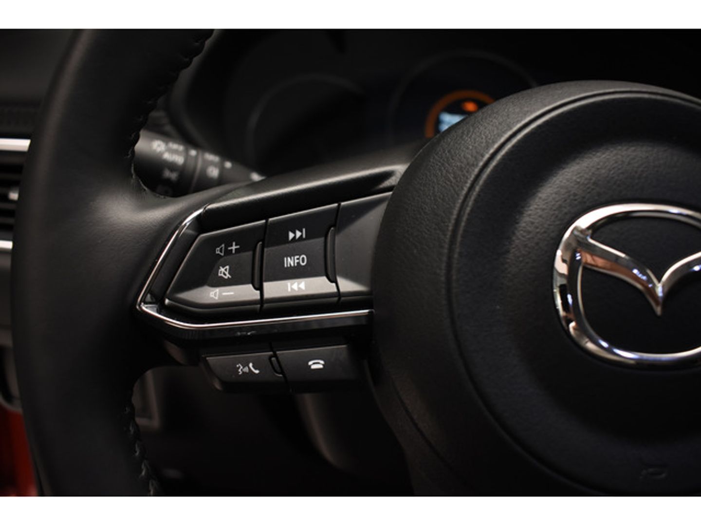 Mazda CX-5 2.0 MHEV Center-Line Plus 121 kW (165 CV)