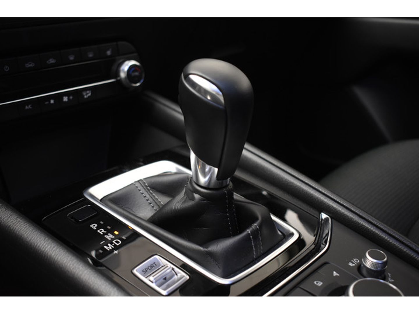 Mazda CX-5 2.0 MHEV Center-Line Plus 121 kW (165 CV)